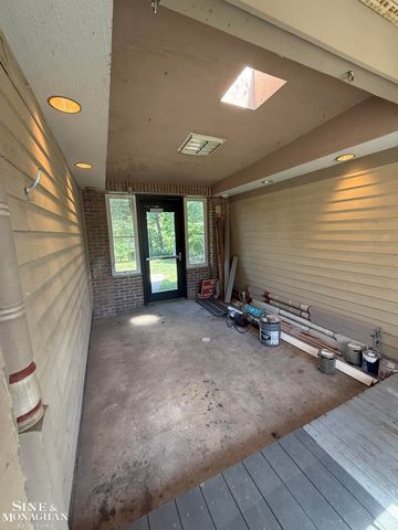 2218 St. Clair Highway Highway, East China, MI 48054