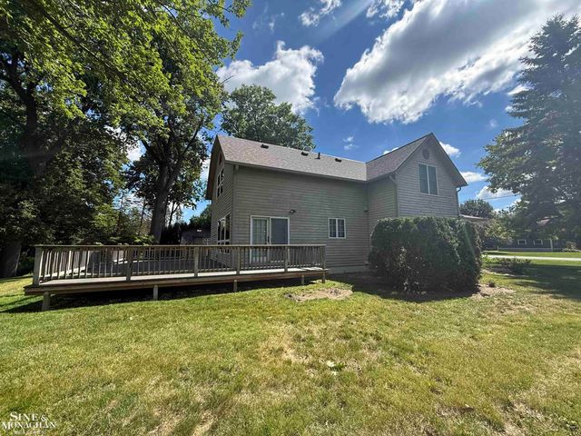 2218 St. Clair Highway Highway, East China, MI 48054