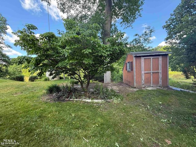 2218 St. Clair Highway Highway, East China, MI 48054