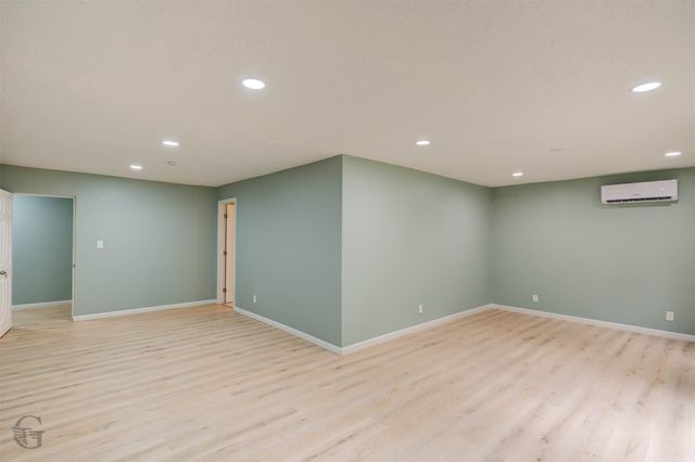 209 W Jackson Avenue, Haughton, LA 71037