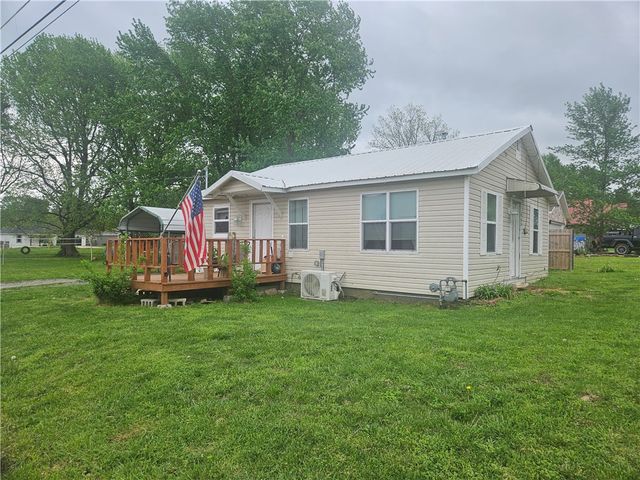 400 S Main Avenue, Lincoln, AR 72744