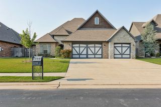 2324 Merlot Court, Edmond, OK 73012