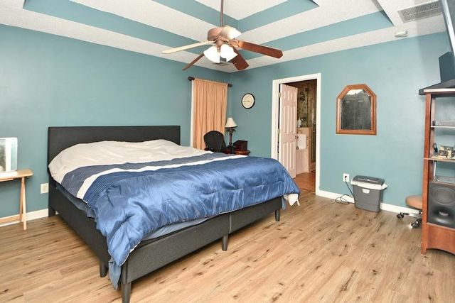 143 BurchField Run, Carrollton, GA 30116