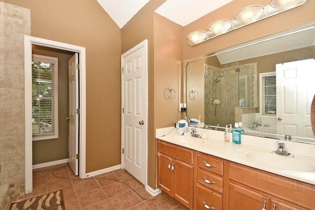 143 BurchField Run, Carrollton, GA 30116