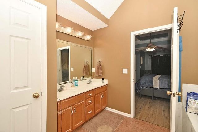 143 BurchField Run, Carrollton, GA 30116