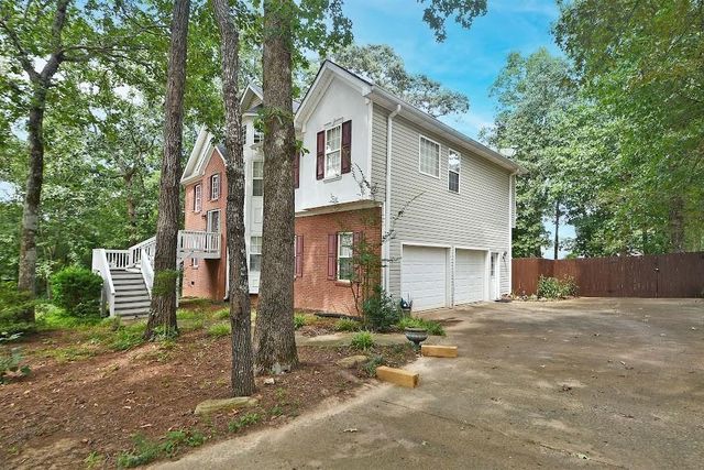 143 BurchField Run, Carrollton, GA 30116
