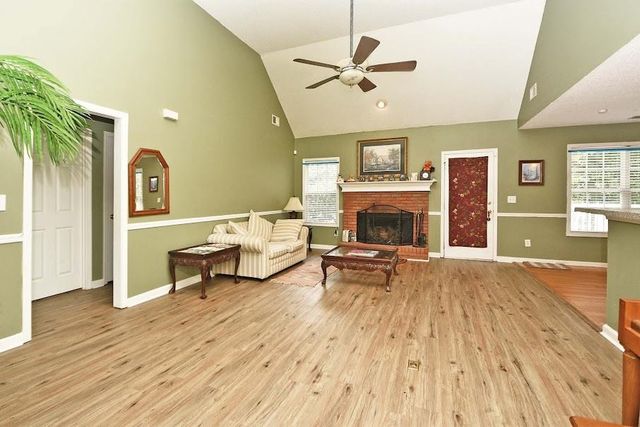 143 BurchField Run, Carrollton, GA 30116