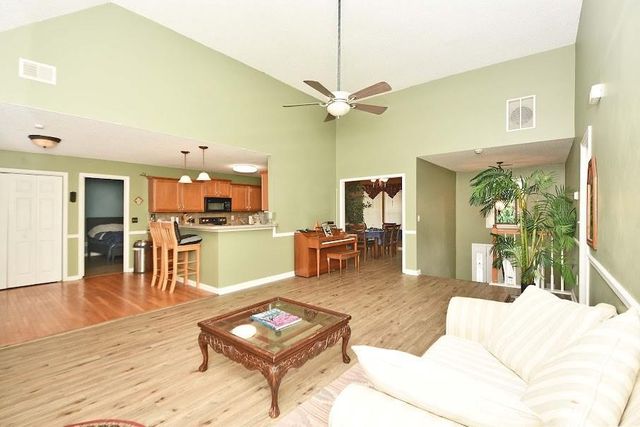 143 BurchField Run, Carrollton, GA 30116
