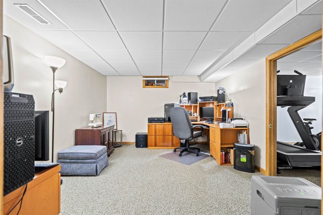 24 Cricket Lane, Concord, NH 03301