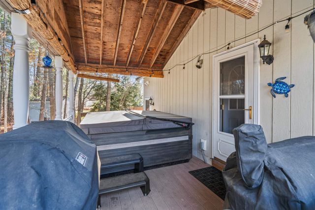 24 Cricket Lane, Concord, NH 03301