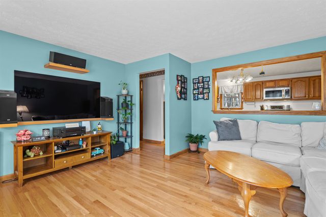 24 Cricket Lane, Concord, NH 03301