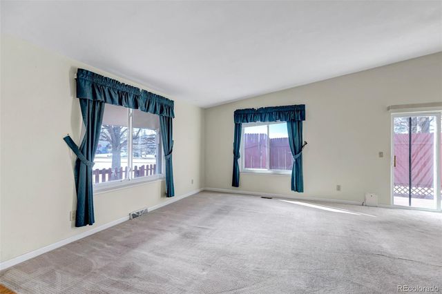 15396 E Temple Place, Aurora, CO 80015