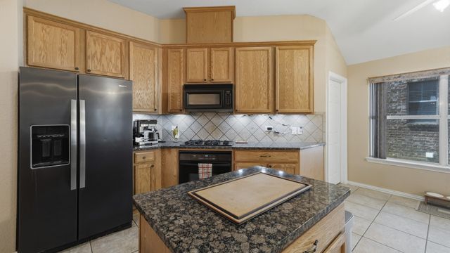 4802 Pier Nine Drive, Arlington, TX 76016