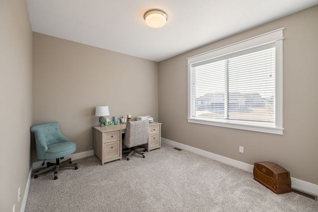 8881 Scarlet Drive, West Des Moines, IA 50266