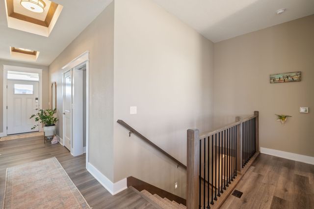 8881 Scarlet Drive, West Des Moines, IA 50266