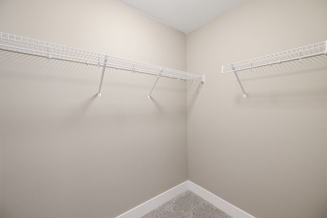 8881 Scarlet Drive, West Des Moines, IA 50266