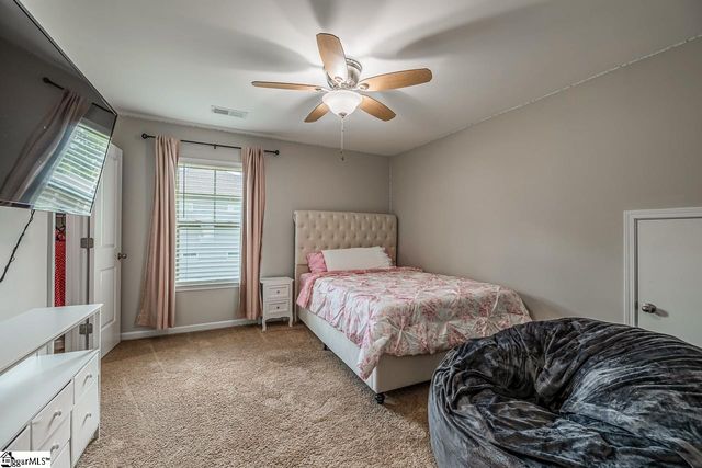 619 Autumn Breeze Walk, Inman, SC 29349