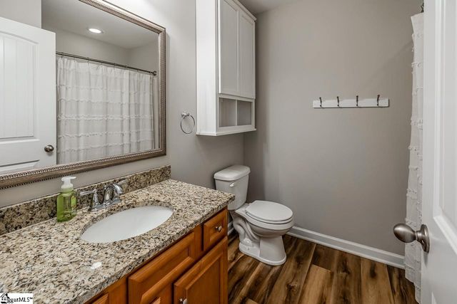 619 Autumn Breeze Walk, Inman, SC 29349