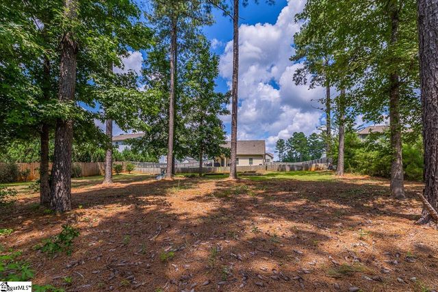 619 Autumn Breeze Walk, Inman, SC 29349