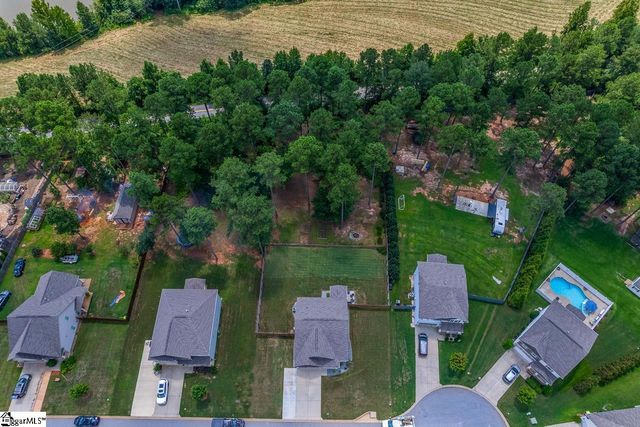 619 Autumn Breeze Walk, Inman, SC 29349