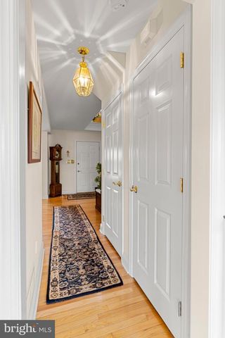 1347 STERLING DR, York, PA 17404