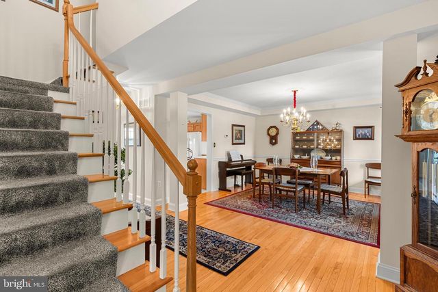 1347 STERLING DR, York, PA 17404
