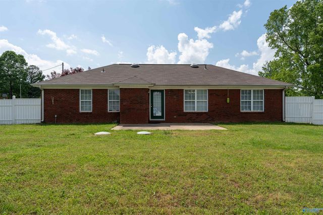 14542 Sara Beth Drive, Harvest, AL 35749
