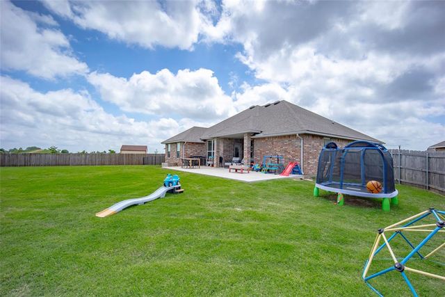 1111 NW 12th Street, Newcastle, OK 73065