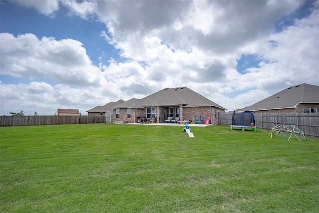 1111 NW 12th Street, Newcastle, OK 73065