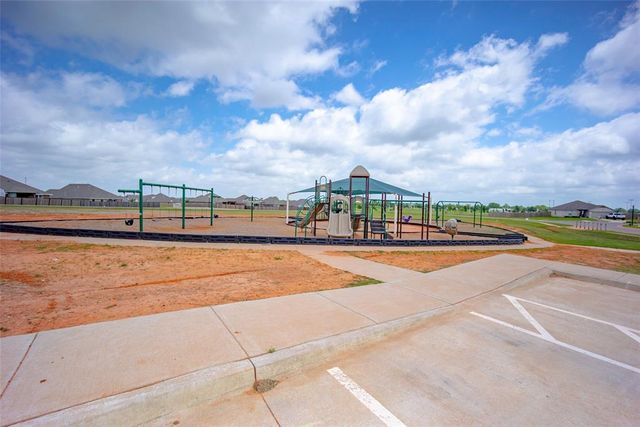 1111 NW 12th Street, Newcastle, OK 73065