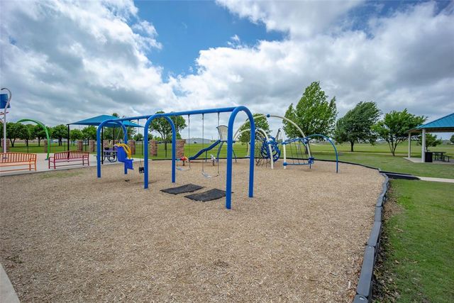 1111 NW 12th Street, Newcastle, OK 73065