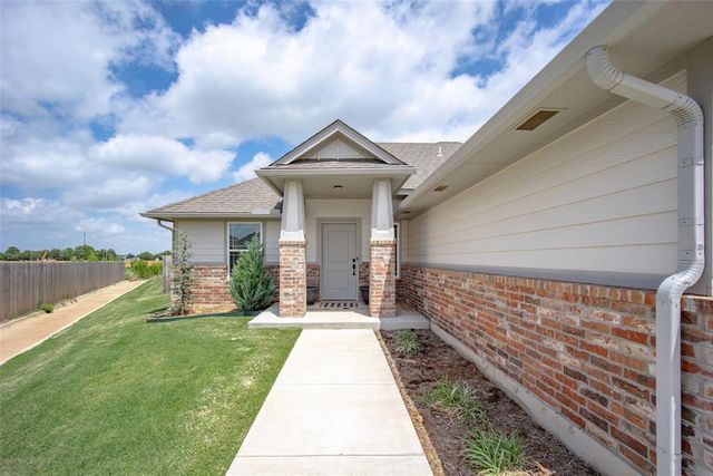 1111 NW 12th Street, Newcastle, OK 73065