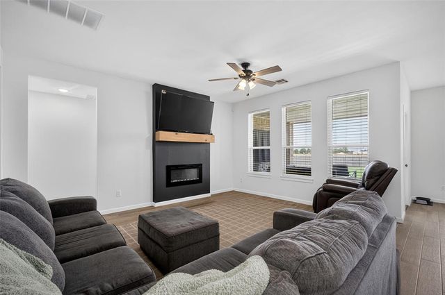 1111 NW 12th Street, Newcastle, OK 73065