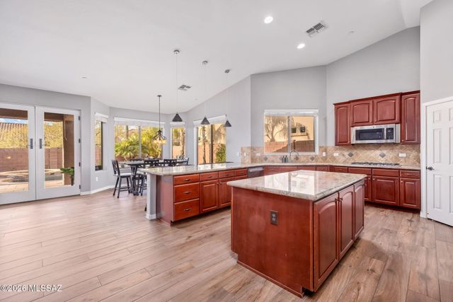 12507 N Paseo Penuela, Marana, AZ 85658