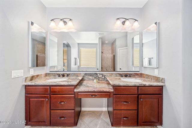 12507 N Paseo Penuela, Marana, AZ 85658