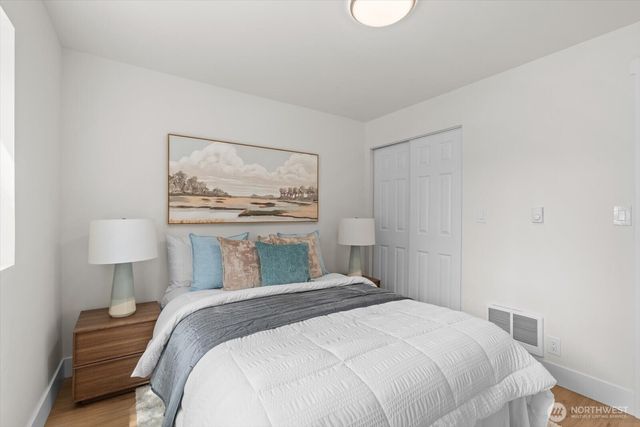 1710 SW 106 Street, Seattle, WA 98146
