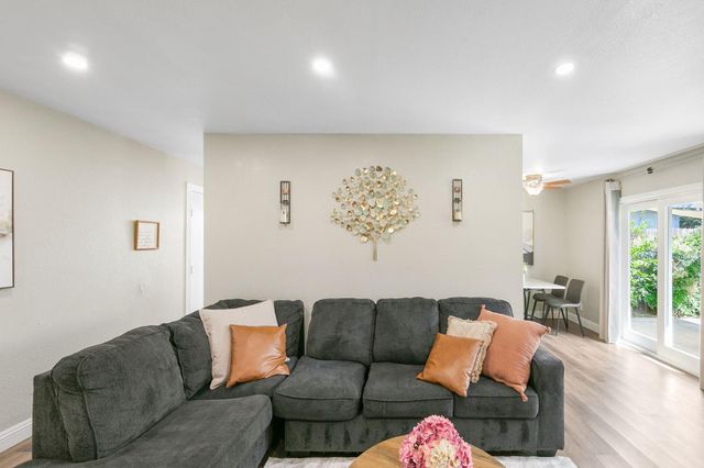 9220 Castlebar Way, Sacramento, CA 95826