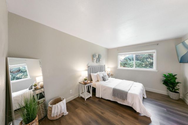 9220 Castlebar Way, Sacramento, CA 95826