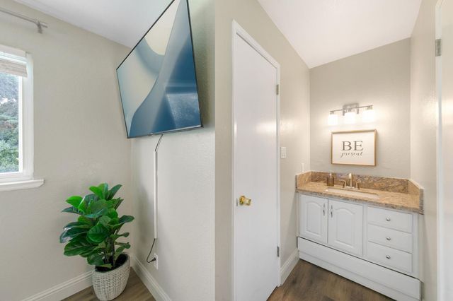 9220 Castlebar Way, Sacramento, CA 95826