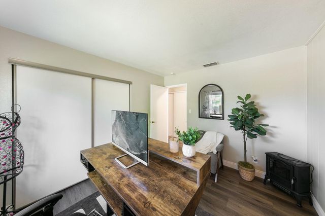 9220 Castlebar Way, Sacramento, CA 95826