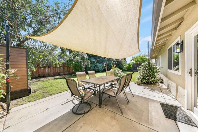 9220 Castlebar Way, Sacramento, CA 95826