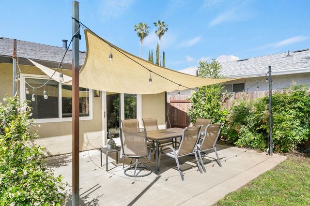 9220 Castlebar Way, Sacramento, CA 95826