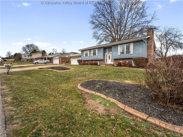 33 Marilyn Road, Scott Depot, WV 25560