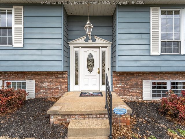 33 Marilyn Road, Scott Depot, WV 25560