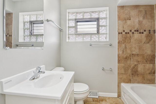 270 Madison Avenue, Calumet City, IL 60409