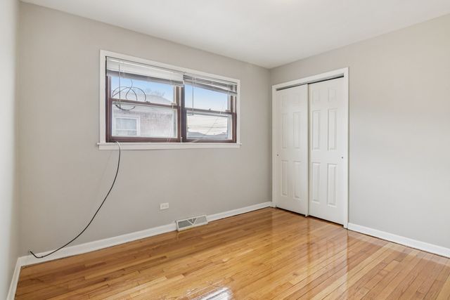 270 Madison Avenue, Calumet City, IL 60409