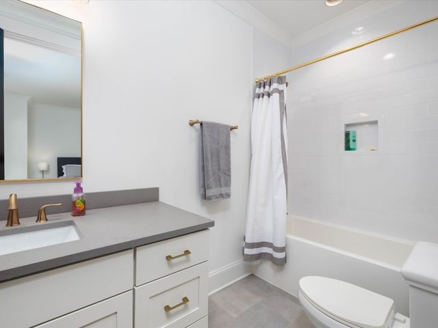 6452 Penrose Dr, Brentwood, TN 37027