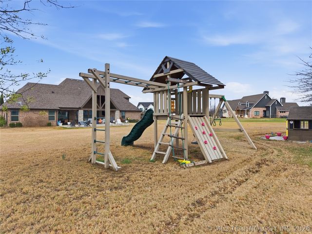 9365 S 278th East Avenue, Broken Arrow, OK 74014