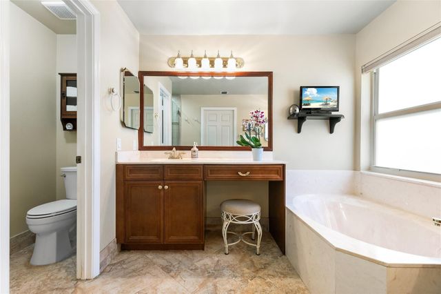 3907 NW 56th Street, Coconut Creek, FL 33073