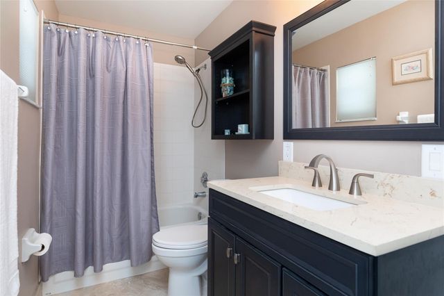 3907 NW 56th Street, Coconut Creek, FL 33073